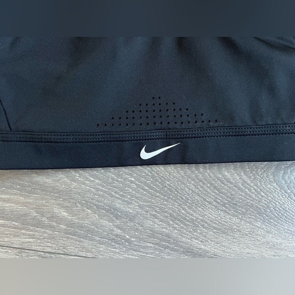 Nike Impact High Support Strappy Sports Bra in Black. Size S - Picture 5 of 9